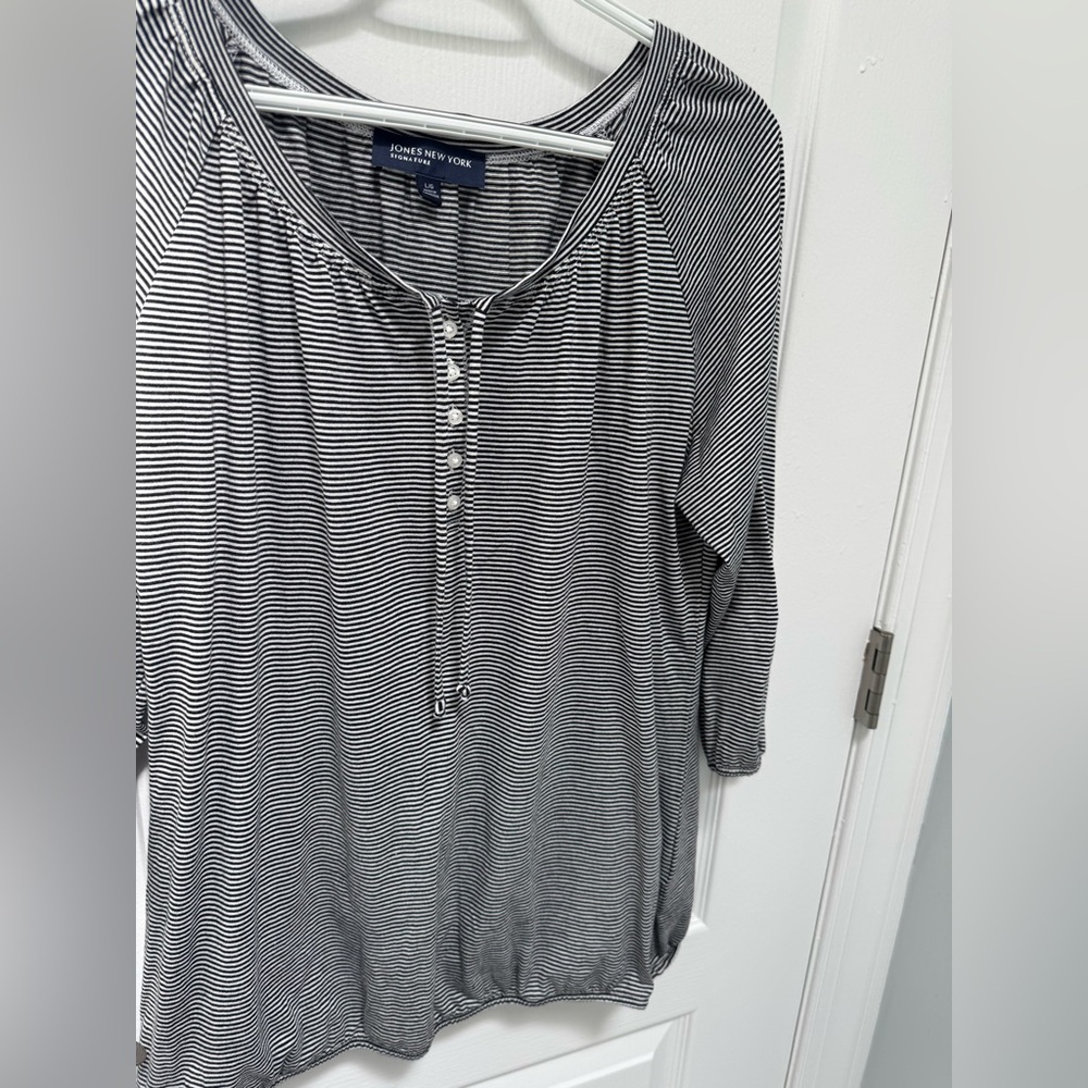 Jones New York Blue & White Striped Top, Buttoned & Tie Neck, Elastic hem,Size L